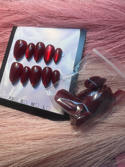 24 piece cat eyes