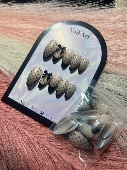 24 Piece Almond set